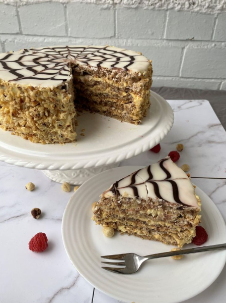 🍰 Esterházy Torta – Hungarian Meringue Walnut Cake 🇭🇺 Capture d’écran 2025-05-03 142233